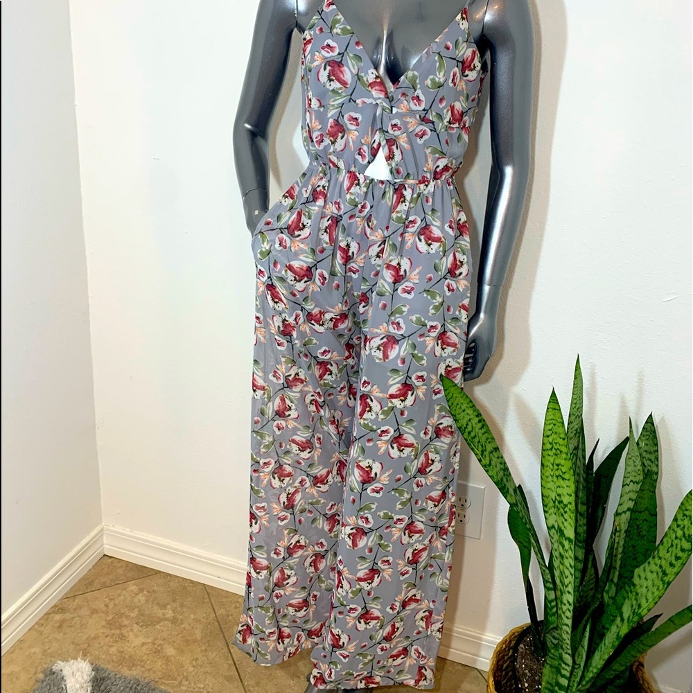 Gorgeous Floral Spring Pantsuit